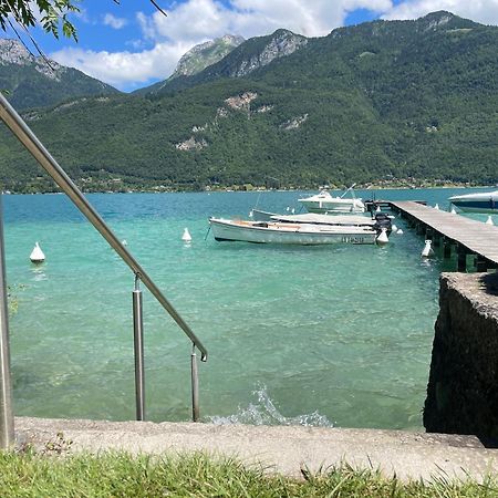 Rare 2 Bedroom With Private Beach On Lake Annecy Doussard Bagian luar foto